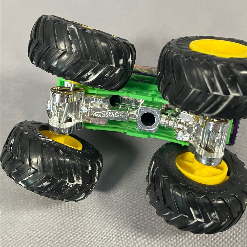 Hot Wheels Monster Truck Test Subject Purple Green Die Cast - Picture 6 of 10